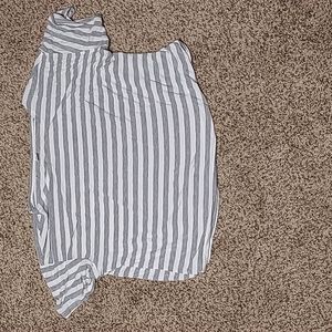 Old Navy XXL Short Sleeve Shirt